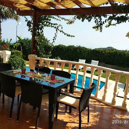 Hill View Gardens Vila