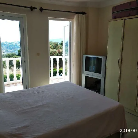 Vila Hill View Gardens *